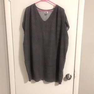 XL black and white tunic shirt/muni